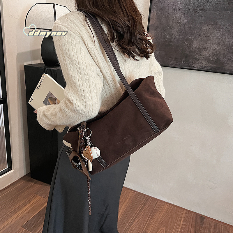 High-end Matte Tote for Women 2024 Autumn Winter New Large Capacity Commuter Shoulder Casual Underarm Bag ddmynov ddmynov