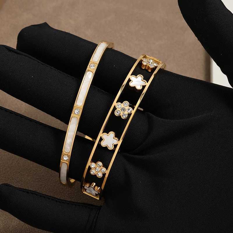 Sweet And Romantic Five- Flower Suitable For Women To Wear And Match Fashion Jewelry For Summer Travel Z250616