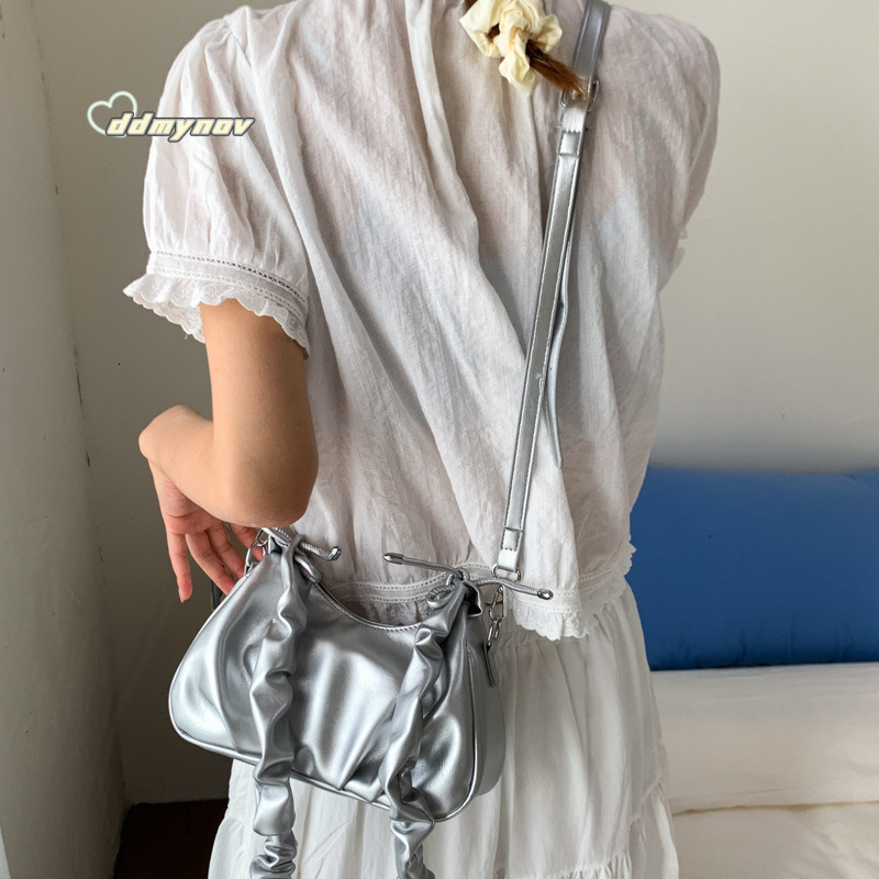 Korean Style Niche Design Pleated Handbag Underarm for Women 2025 Summer New Single Shoulder Crossbody Dumpling Bag ddmynov ddmynov
