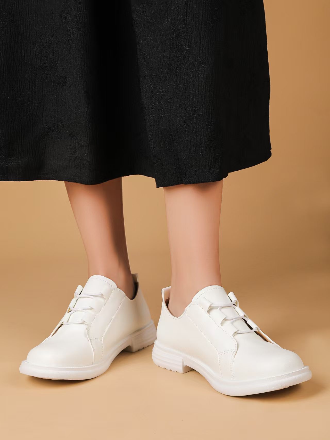 Casual skate shoes for spring-summer: new soft-faced magic tape color-blocking lazy shoes with imitation leather soft soles, fashionable and versatile