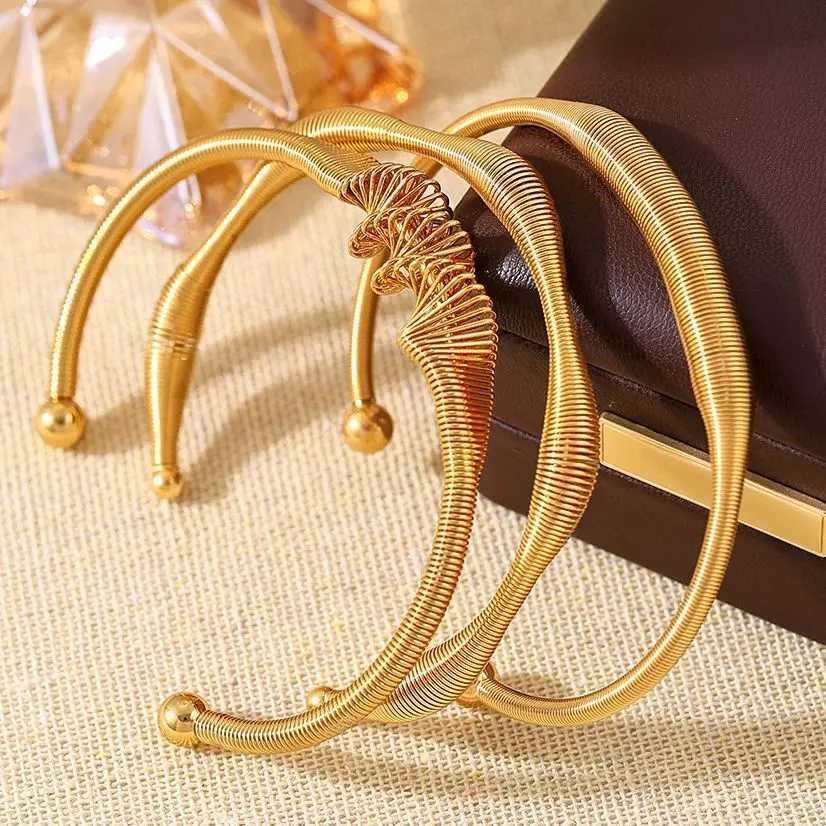 Nivora 316L Stainless Steel Cuff For Women Wristband Spiral Pattern Charm Statement Bangle Fashion Waterproof Jewelry Z250616