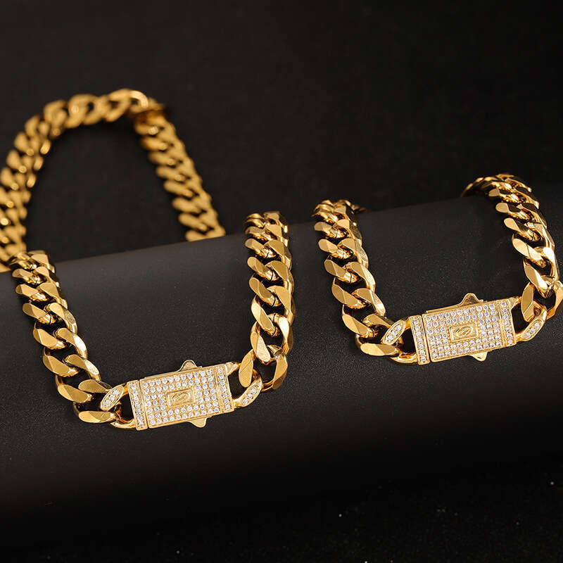 2025 European and American fashion hip-hop and exquisite versatile stainless steel Cuban chain copper zirconia inlaid accessory bracelet cross-border 