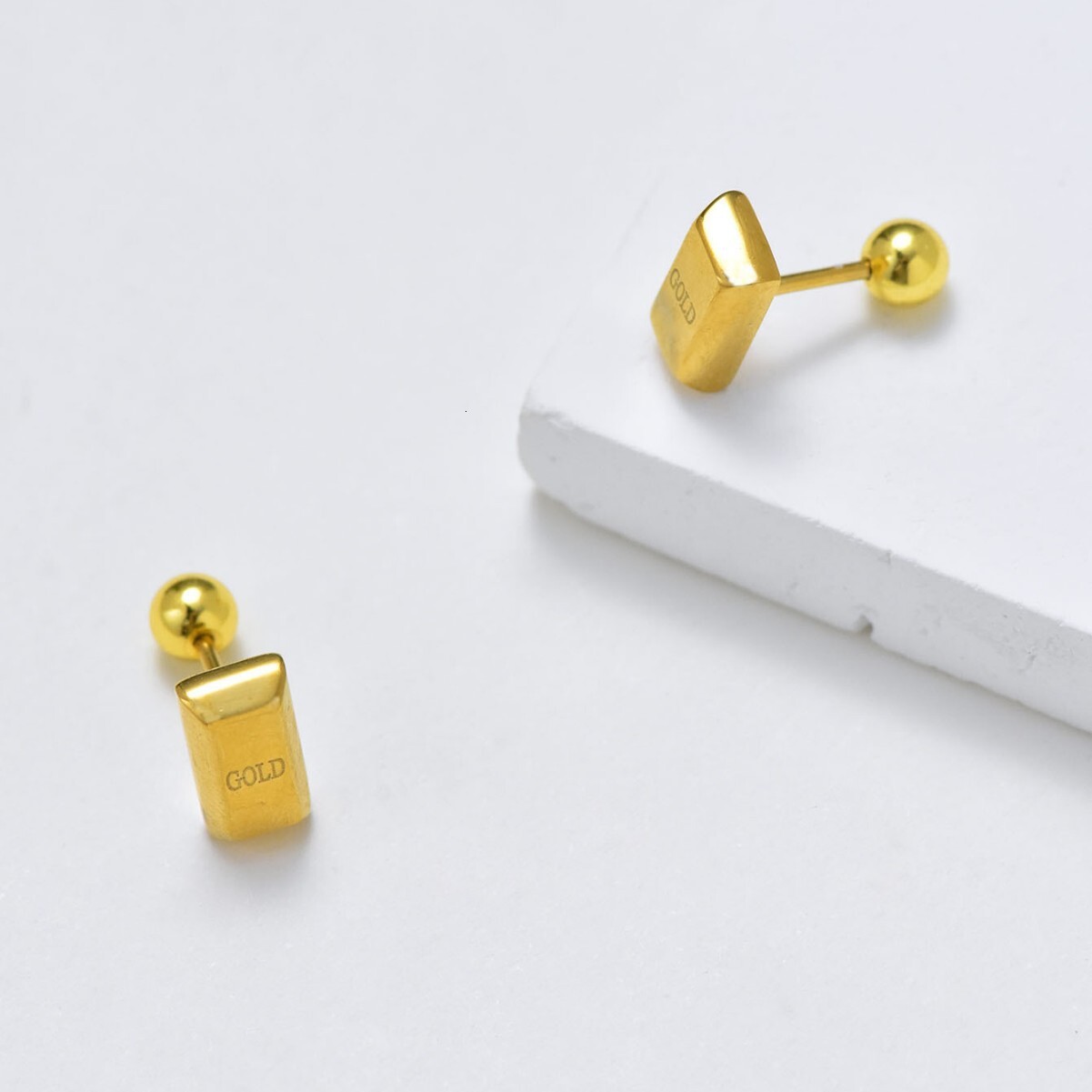Fashion Light Style Unique Design Small Gold Brick Square Earrings for Women Titanium Steel Non-Fading Ear Jewelry