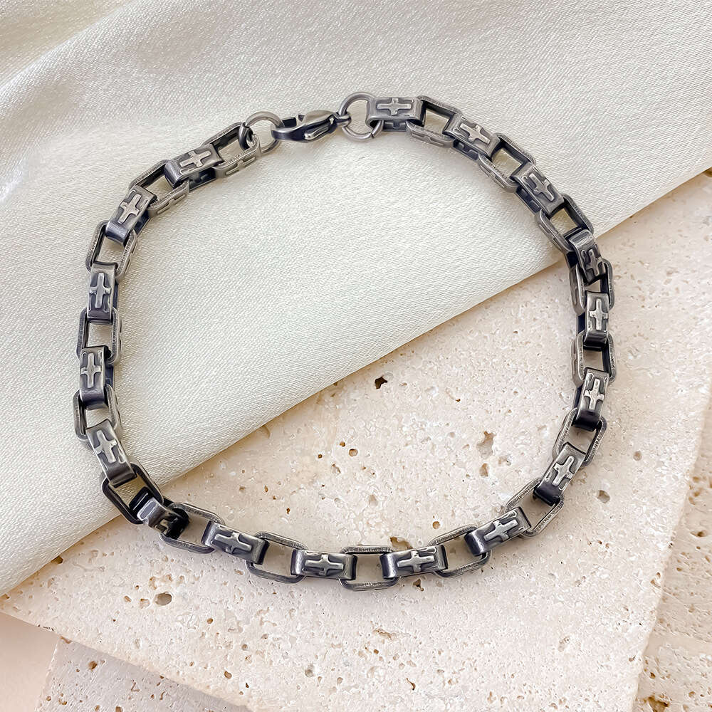 eManco Titanium Men's Versatile Simple Paperclip Stainless Steel Non-Fading Bracelet