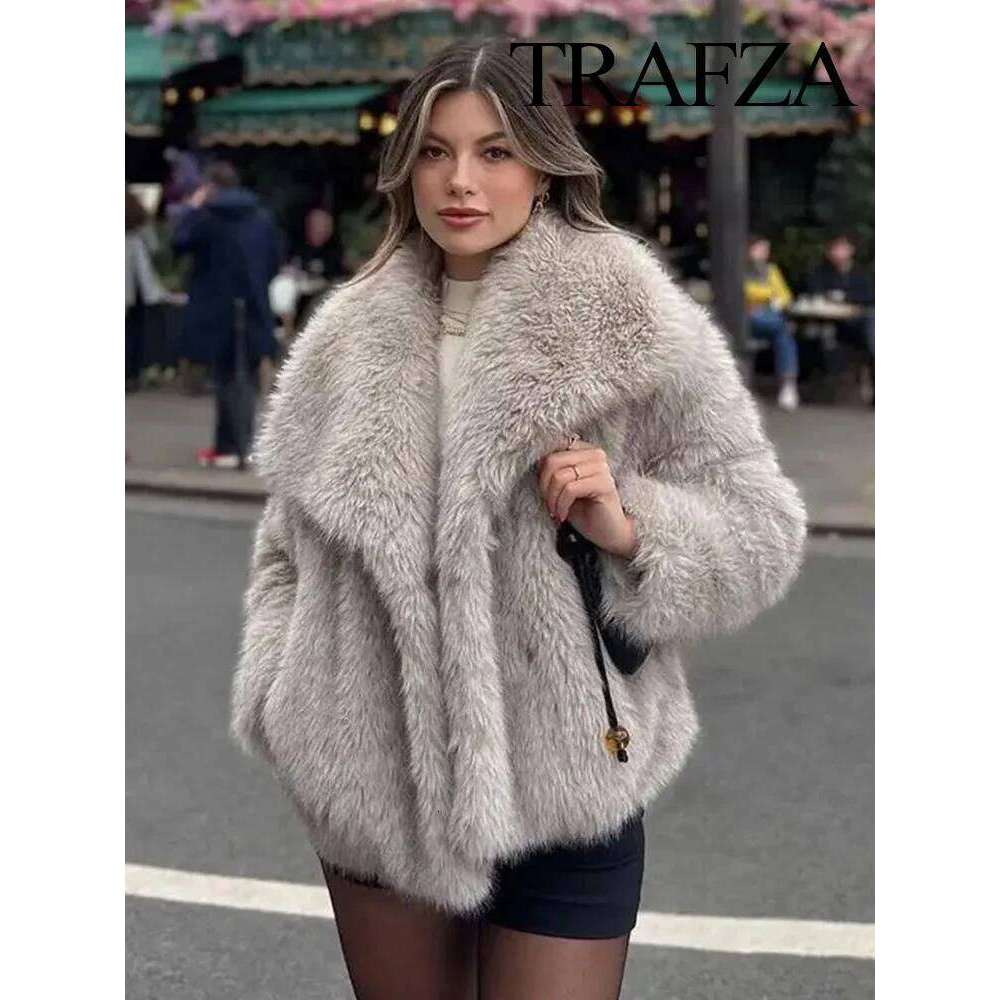 TRAFZA 2024 Winter Coats For Women Fashion New Faux Fur Long Sleeves Loose Coat Female Versatile High Street Women's Cardigan