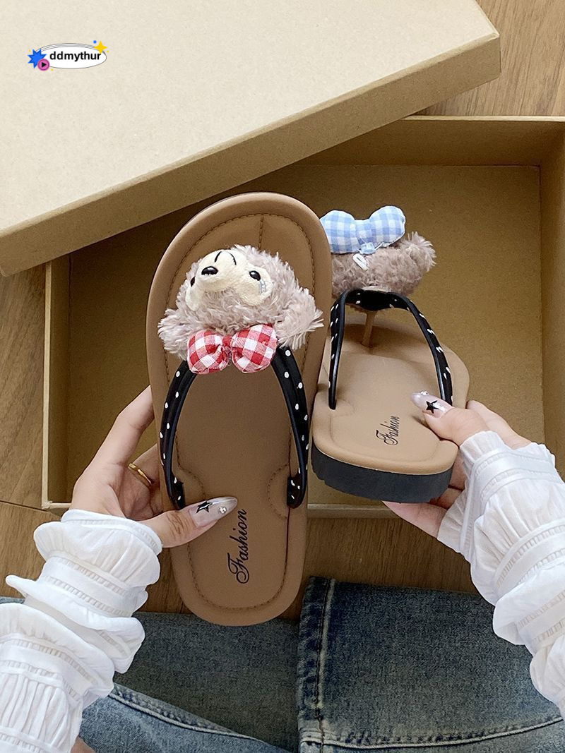 Cartoon Cute Women's Flip-Flops Summer Outdoor Soft Sole Fashion 2024 New Versatile Internet Celebrity Ins Sandals ddmythur