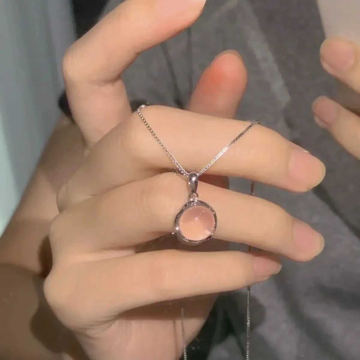 Best Sellers! White jade round pendant necklace W250616