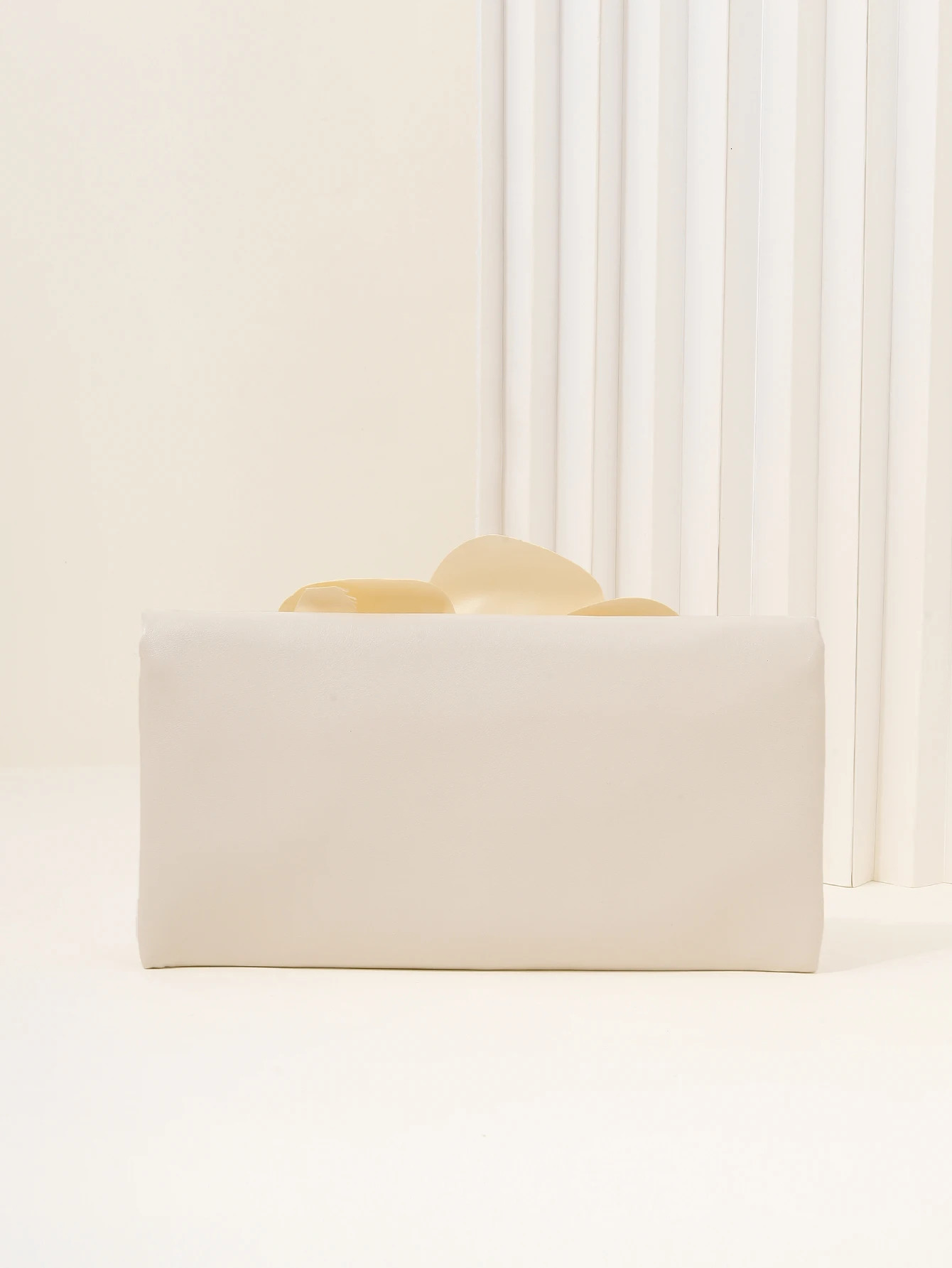 Ruched Evening Purse For WomenHandmade Flower Decor Clutch Bag Elegant Pleated Dinner Wedding Party Prom Banquet 250614