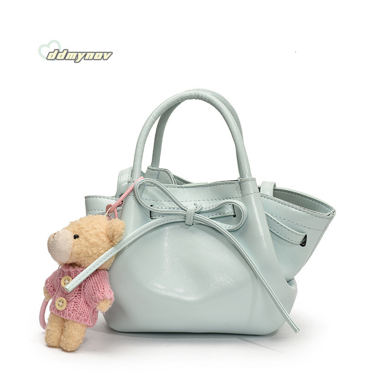 Handheld Trendy Niche Bucket 2025 New Fashion Korean Style Shoulder High-end Versatile Crossbody Bag for Women ddmynov