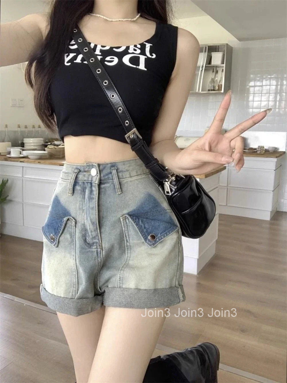 Blue With Waist Pocket Short Jean Pants Woman 2000s Clothes Y2k Trend 2025 Elegant Harajuku Fashion Flowy Denim Shorts for Women