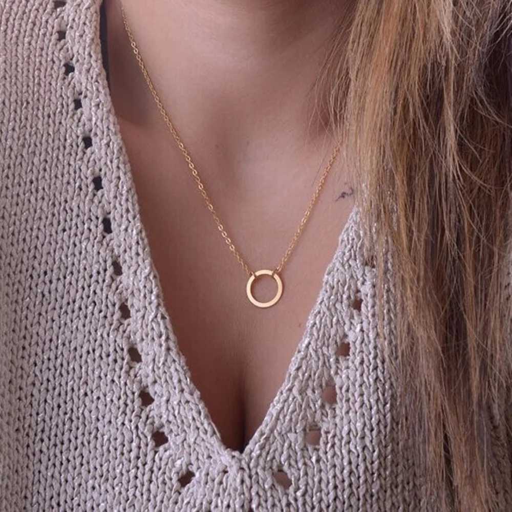NK602 New Fashion Steampunk Dainty Circle Necklace Jewelry Che Round Mini Chain Pendant Necklace For Women Gift W250616