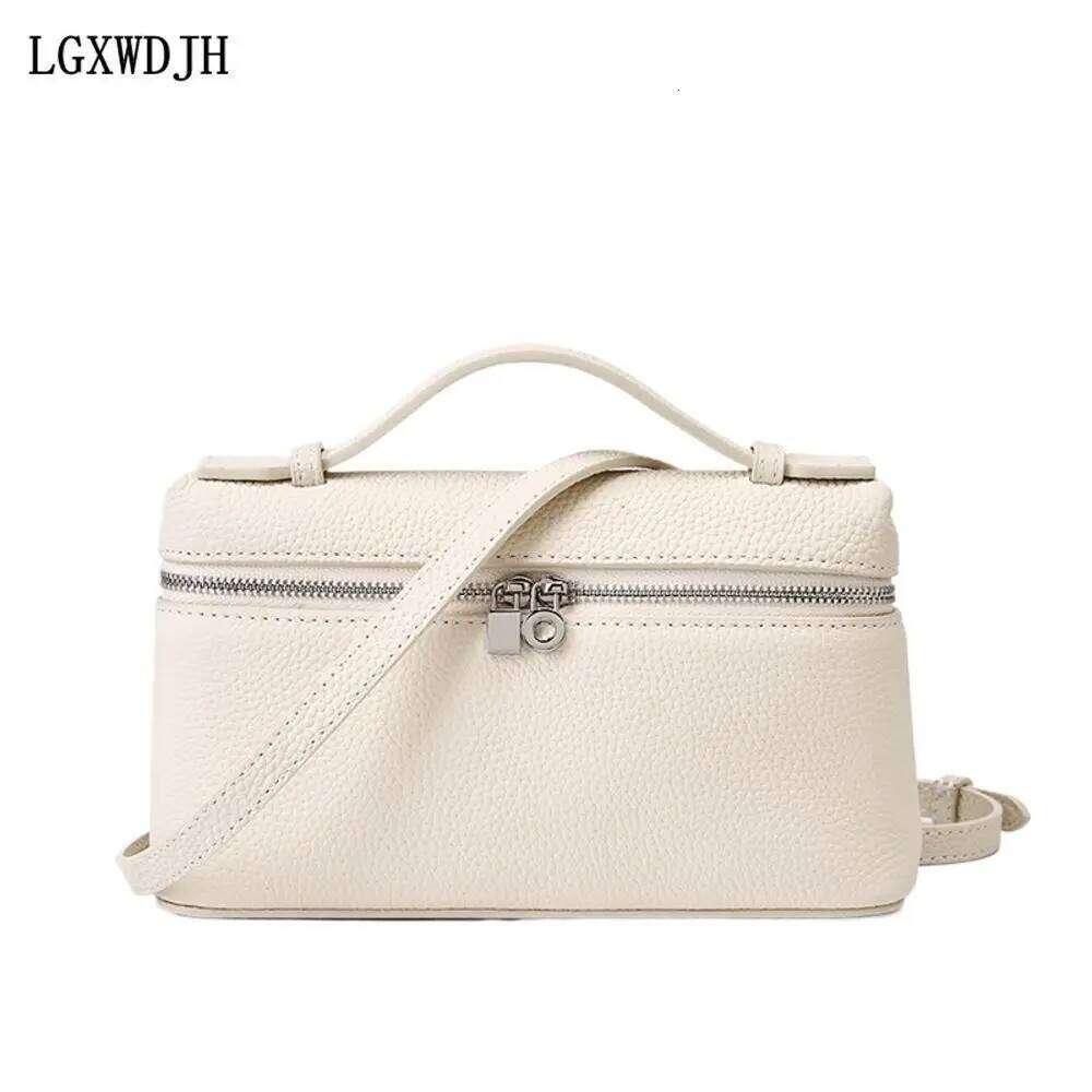 Designer bag 52 Niche versatile and durable women's shoulder 2025 fashionable top-grain cowhide crossbody bag Double zipper new handbag