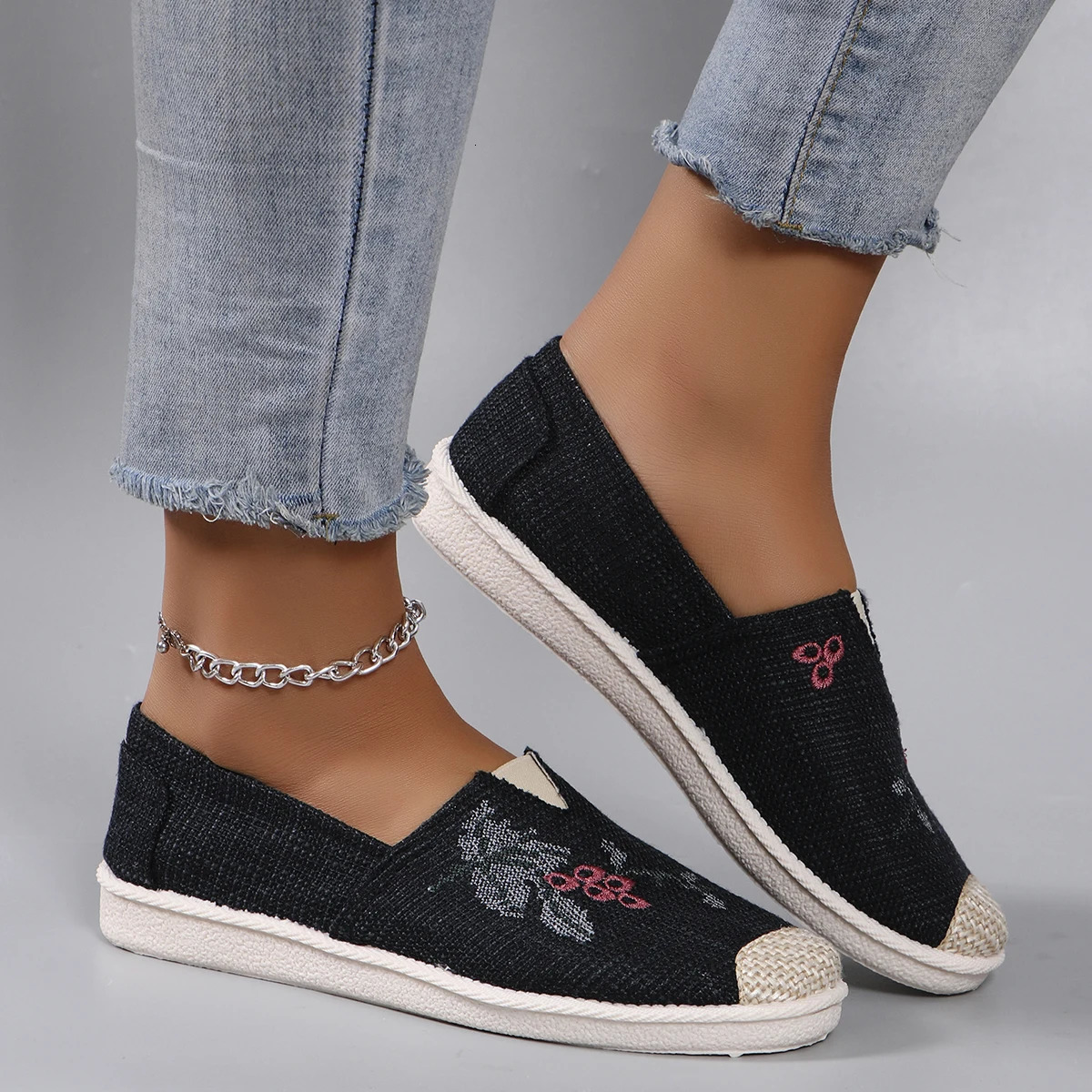 Spring womens sports shoes fashionable breathable lightweight non-slip wear-resistant casual sports shoes flat shoes 250613