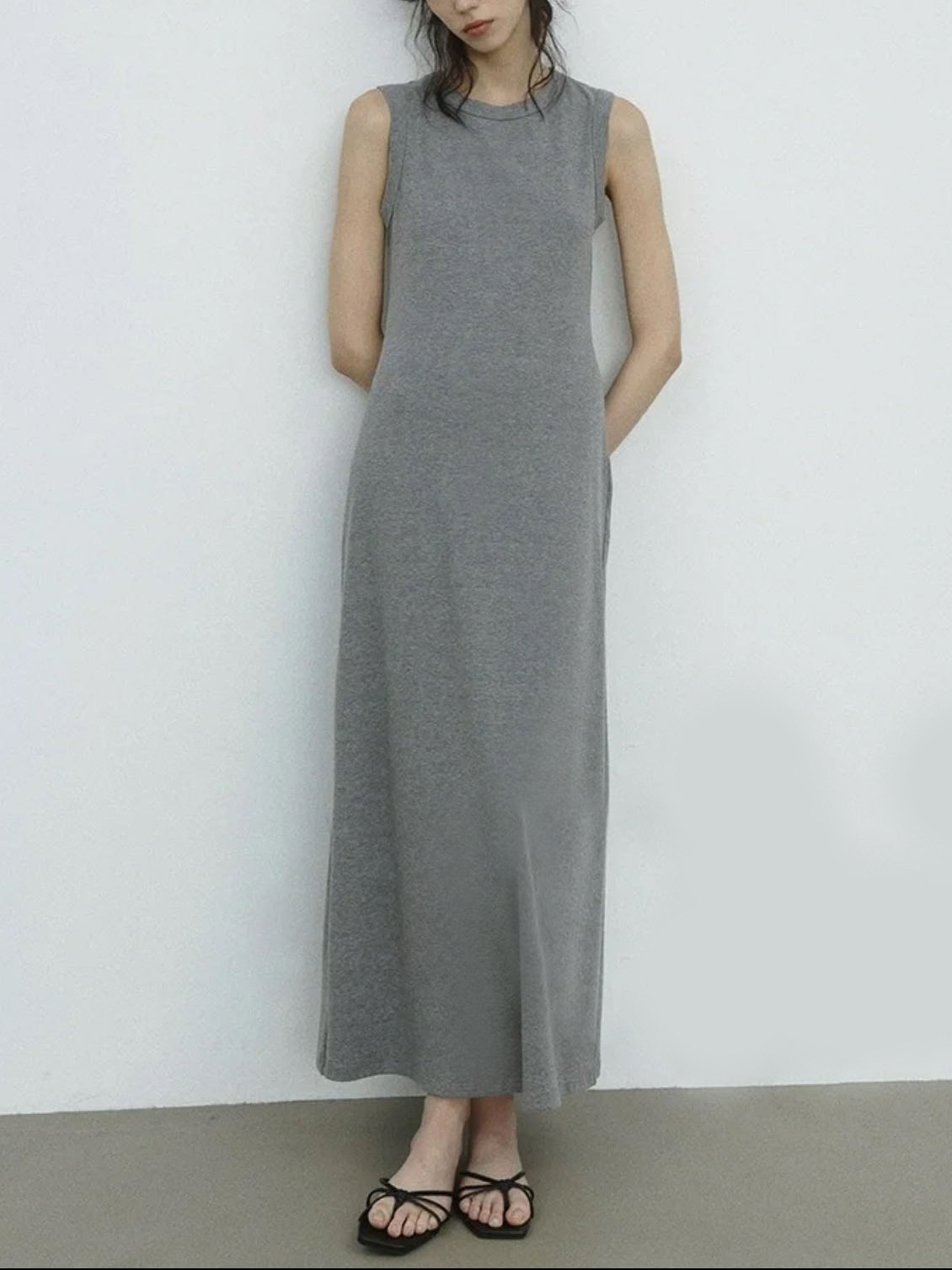 HL175 Summer new round neck sleeveless knitted long dress temperament dress