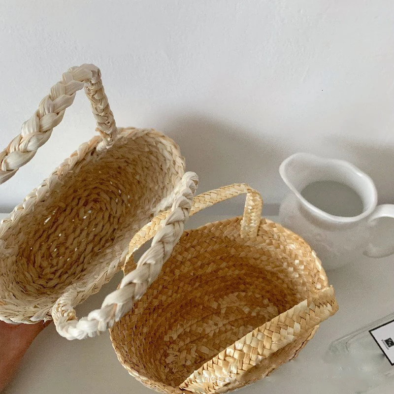 INS Style Handmade Childrens Bag Natural Grass Woven Portable Bucket Basket Beach Kids Fashion Accessories 250615