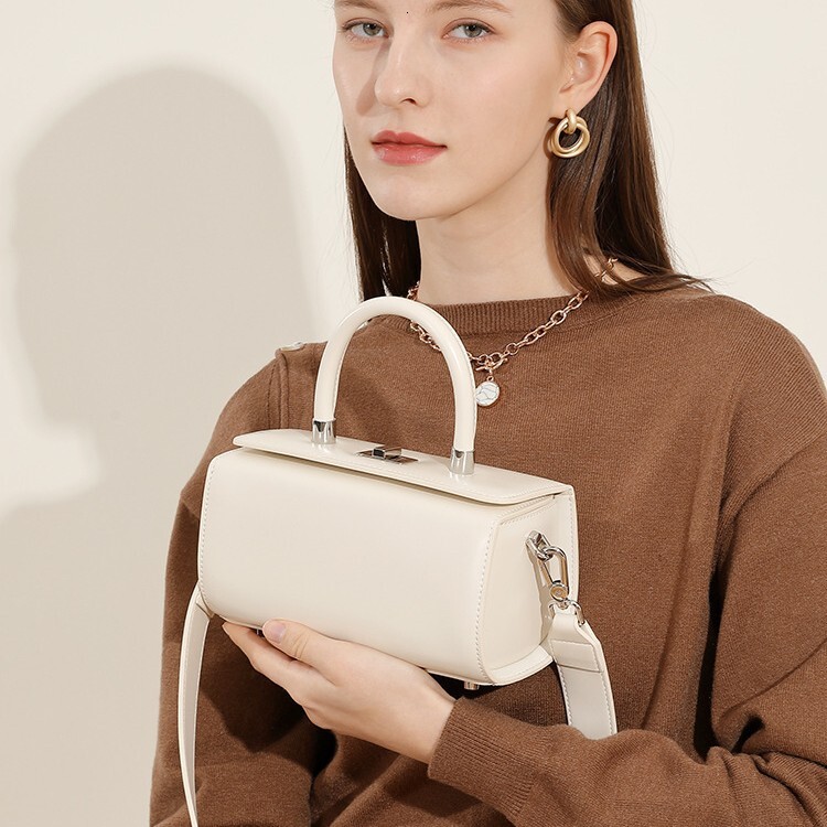 Free Shipping Niche Small Square Bag New Cowhide Single Designer Bags Shoulder Crossbody Women's Luxury Handbag Box Bag