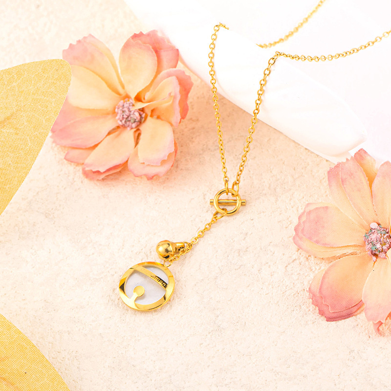 Light High-End Exquisite Round Necklace for Women Stainless Steel Fashion Simple Non-Fading Jewelry