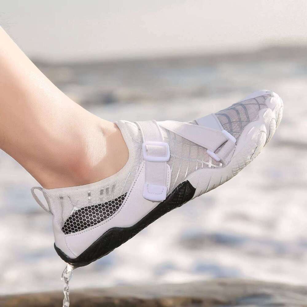 New Design Unisex Summer Aqua Sneakers Walking and Surfing Five Fingers Non-slip Wading Shoes