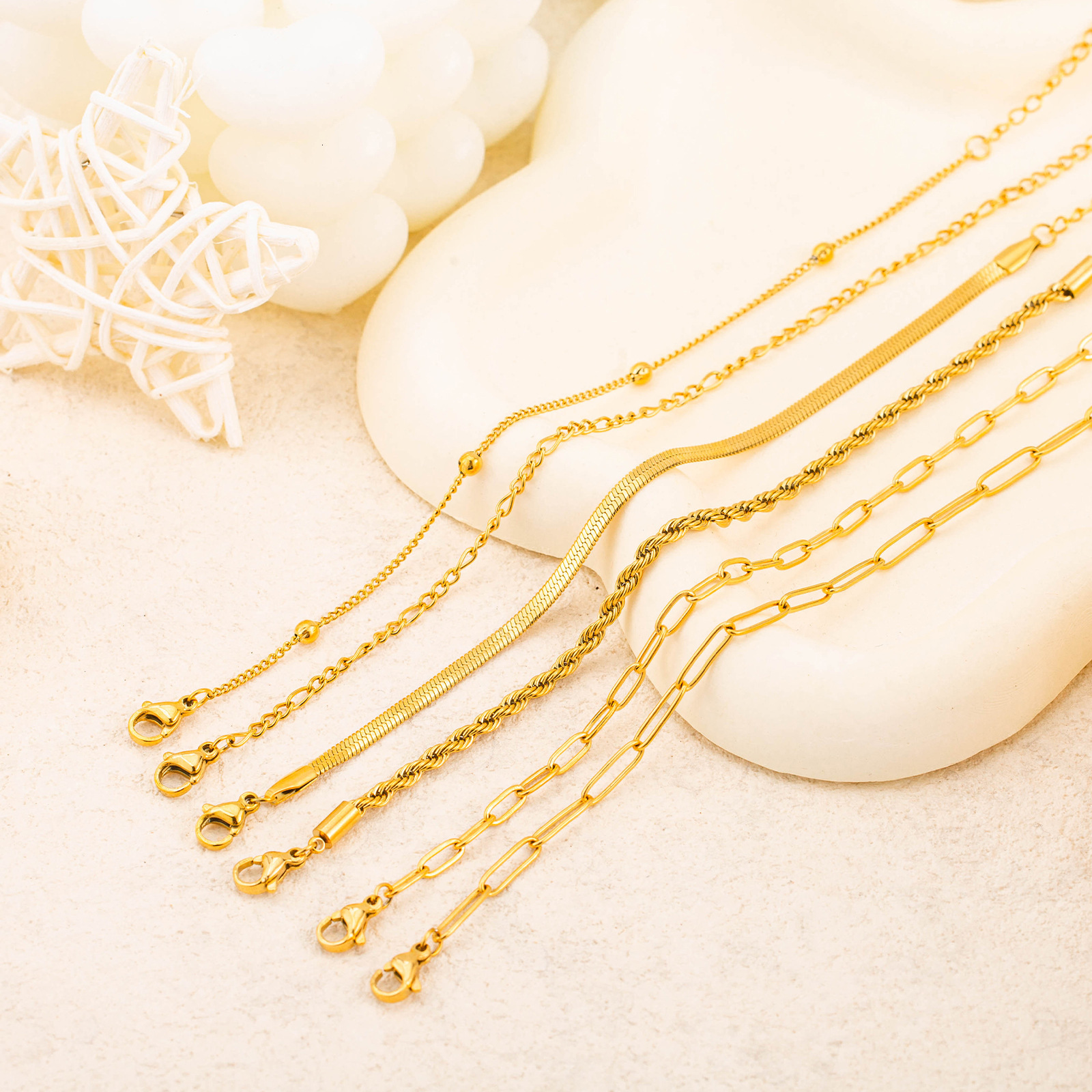 Fashion Light Gold Simple Versatile Plain Chain Bracelet for Women Design Titanium Steel Non-Fading Jewelry