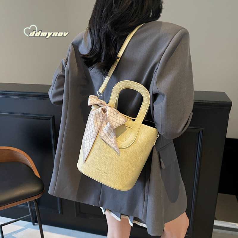 Summer Trendy Fashion Versatile Handheld Bucket for Women 2025 New Korean Style Simple Lychee Texture Shoulder Crossbody Bag ddmynov ddmynov ddmynov