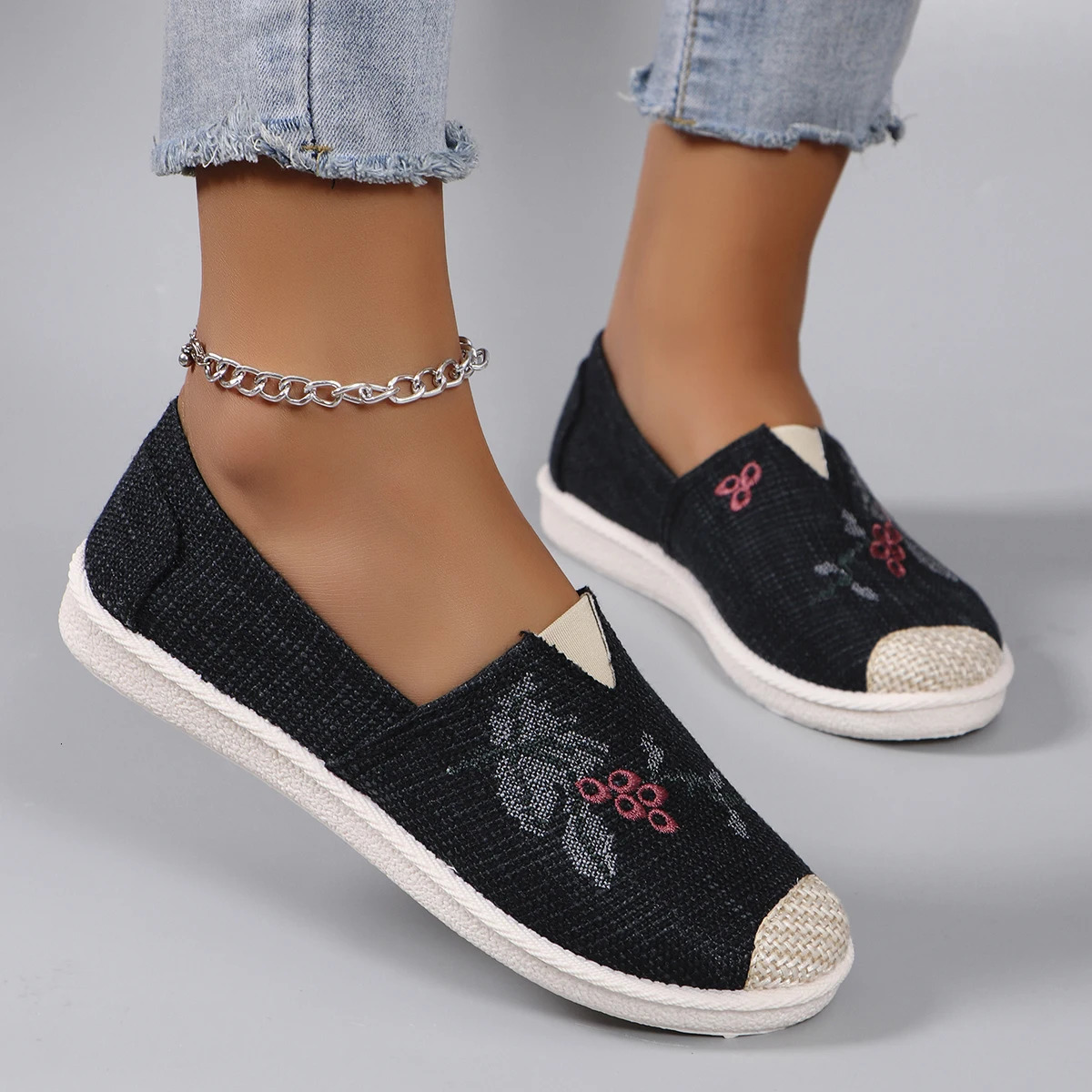 Spring womens sports shoes fashionable breathable lightweight non-slip wear-resistant casual sports shoes flat shoes 250613