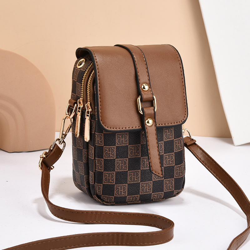 Designer bag free shipping hot for ladies 2025 New Fashionable Light Luxury Mobile Phone Bag Compact and Lightweight Crossbody Bag Shoulder Bag