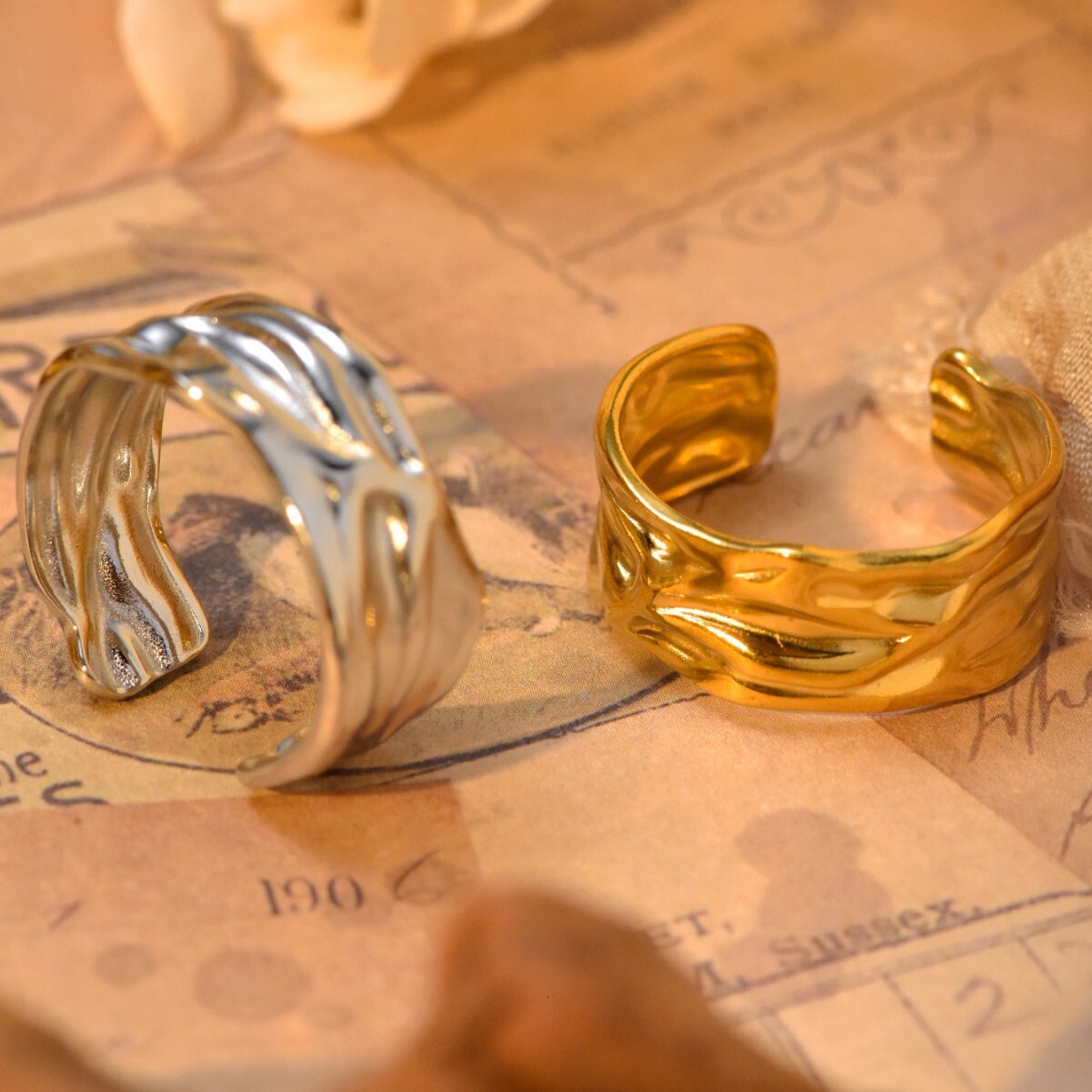 Fashion Style Light Luxury Personality Wrinkled Open Ring for Women Design High-end Titanium Steel Jewelry