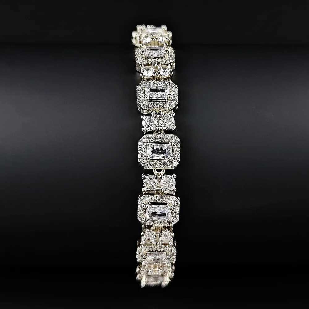 2023 New Arrival Luxury Oval Silver Color Bangle For Women Anniversary Gift Jewelry Bulk Sell S8071 Z250616