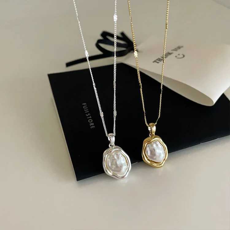 Irregular Metal Pearl Necklace for Women W250616