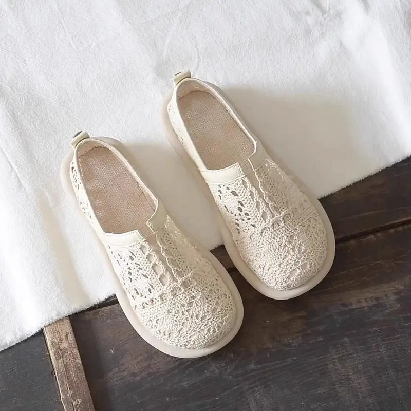 Summer Hollow Breathable Mesh Ladies Shoes Literary Retro Flat Womens Sandals footwear Comfort Fashion Baotou Womens Shoes 250613