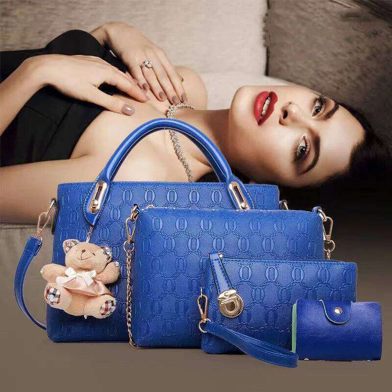 2024 New Emed Women's Bear Pendant Shoulder Crossbody Handbag Composite Bag 4pcs/Set Large Tote Bags