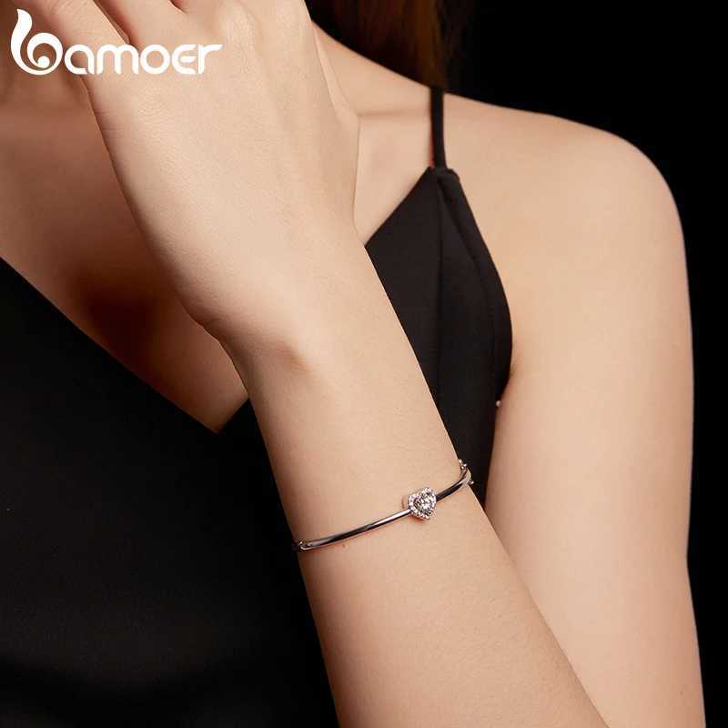 BAMOER 0.5CT Hollowed Heart Moissanite Round Cut D Color Wrist Cuff Bangle 925 Sterling Silver for Women Wedding Gift Z250616