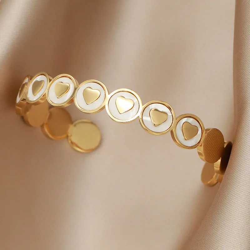 FYSARA Heart Design Stainless Steel Titanium Steel Open Bangle for Women Shell Personalized Jewelry Accessories Present Z250616