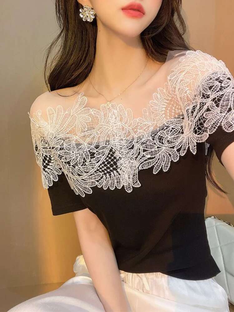 T Shirt for Women Black Lace Off Shoulder Tops Woman Cotton Short Sleeve Japanese Vintage Fashion Korean Popular Clothes Yk2 Emo