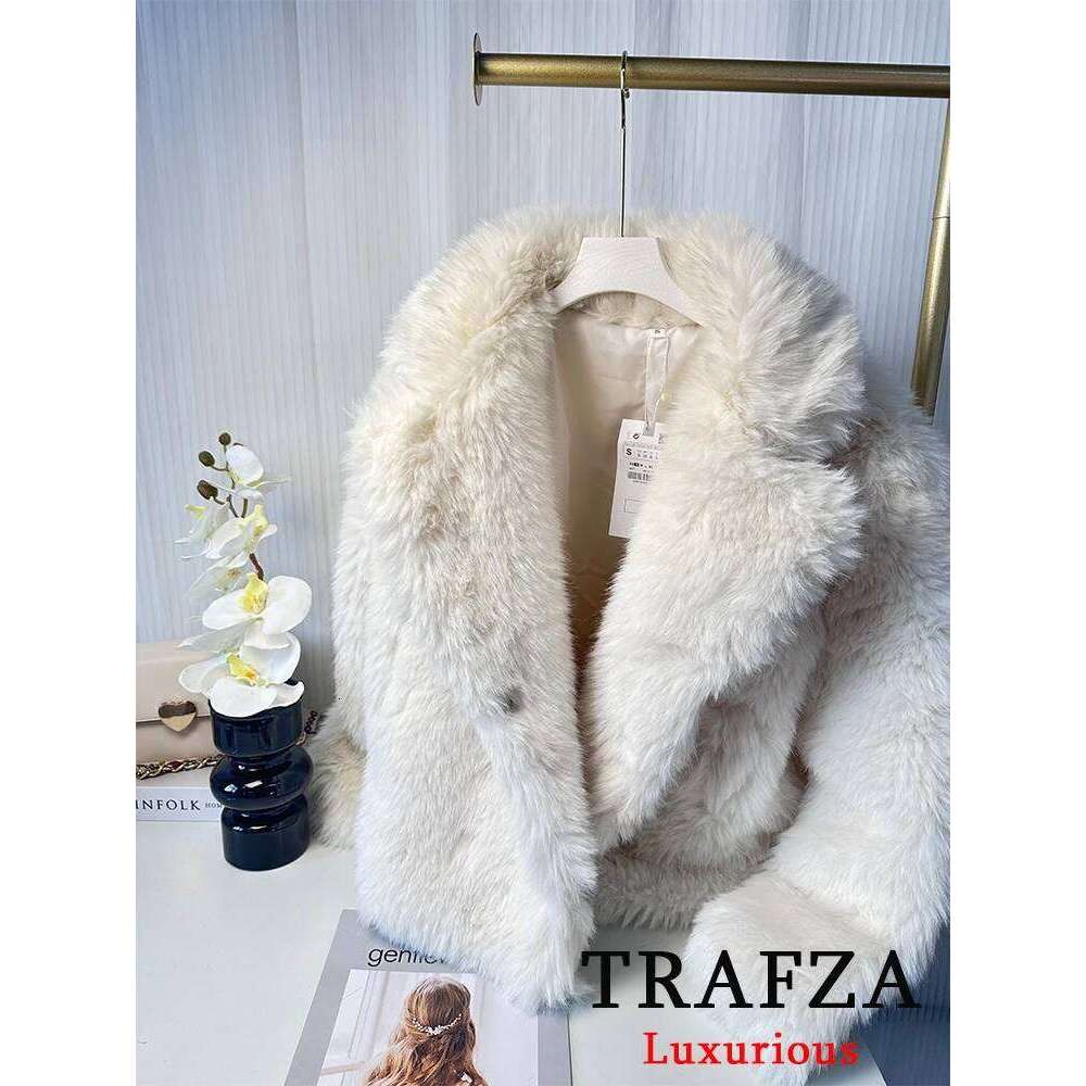 TRAFZA Vintage Faux Fur Women Jackets Solid Turn-Down Collar Long Sleeve Warm Coat Chic White Fashion 2024 Winter Autumn Outwear