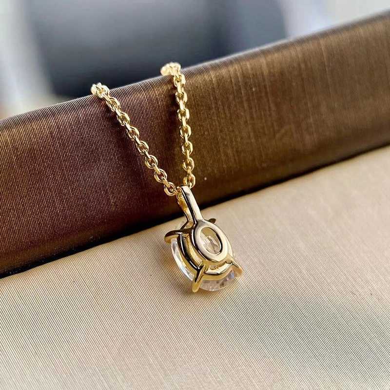 Huitan Simple Oval She Zirconia Pendant Necklace Engagement Jewelry Fashion Versatile Gold Color Accessories for Wedding W250616