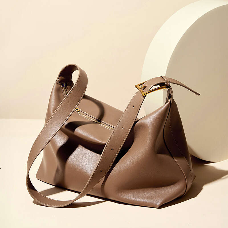 Genuine Leather Underarm Tote Stray for Women 2025 New Cowhide Commuter Large Single Shoulder Crossbody Women's Bag