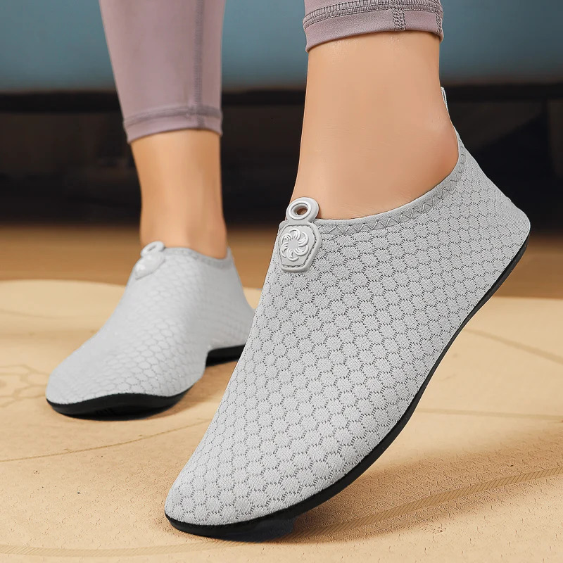 Diving Shoes Women Aqua Shoes Men Water Sport Socks Beach Swimming Barefoot Sneaker Fitness Dance Swim Surfing Yoga Shoes 250613