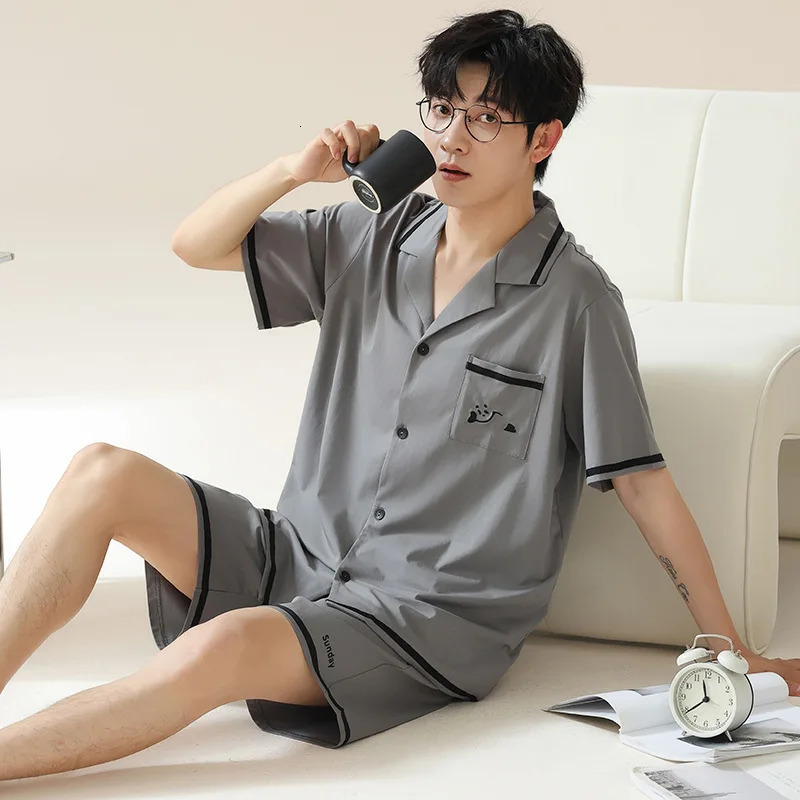 Modal Pajamas Mens Spring and Summer Shortsleeved Cardigan Simple Casual Can Be Worn Loose Youth Loungewear Suit 250614