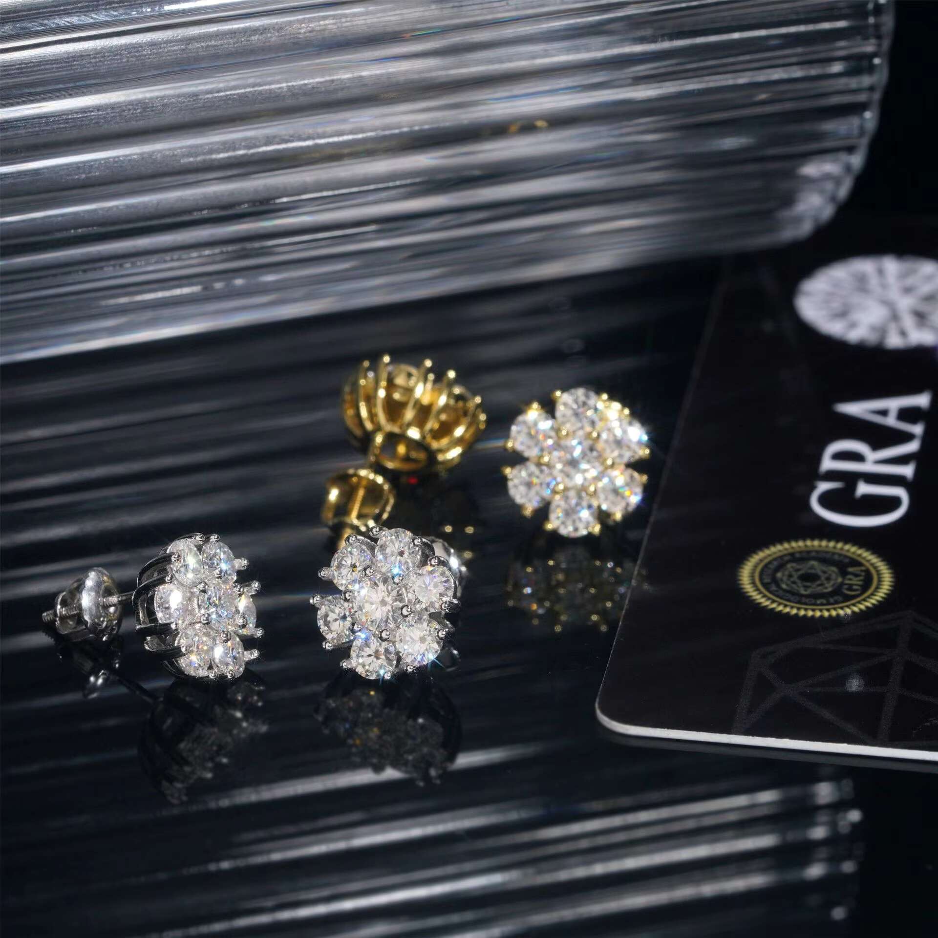 De Flower Design Hip Hop Screw Back Moissanite Stud Earrings Women Men Hip Hop Flower 925 Silver D Color Moissanite Stud Earring