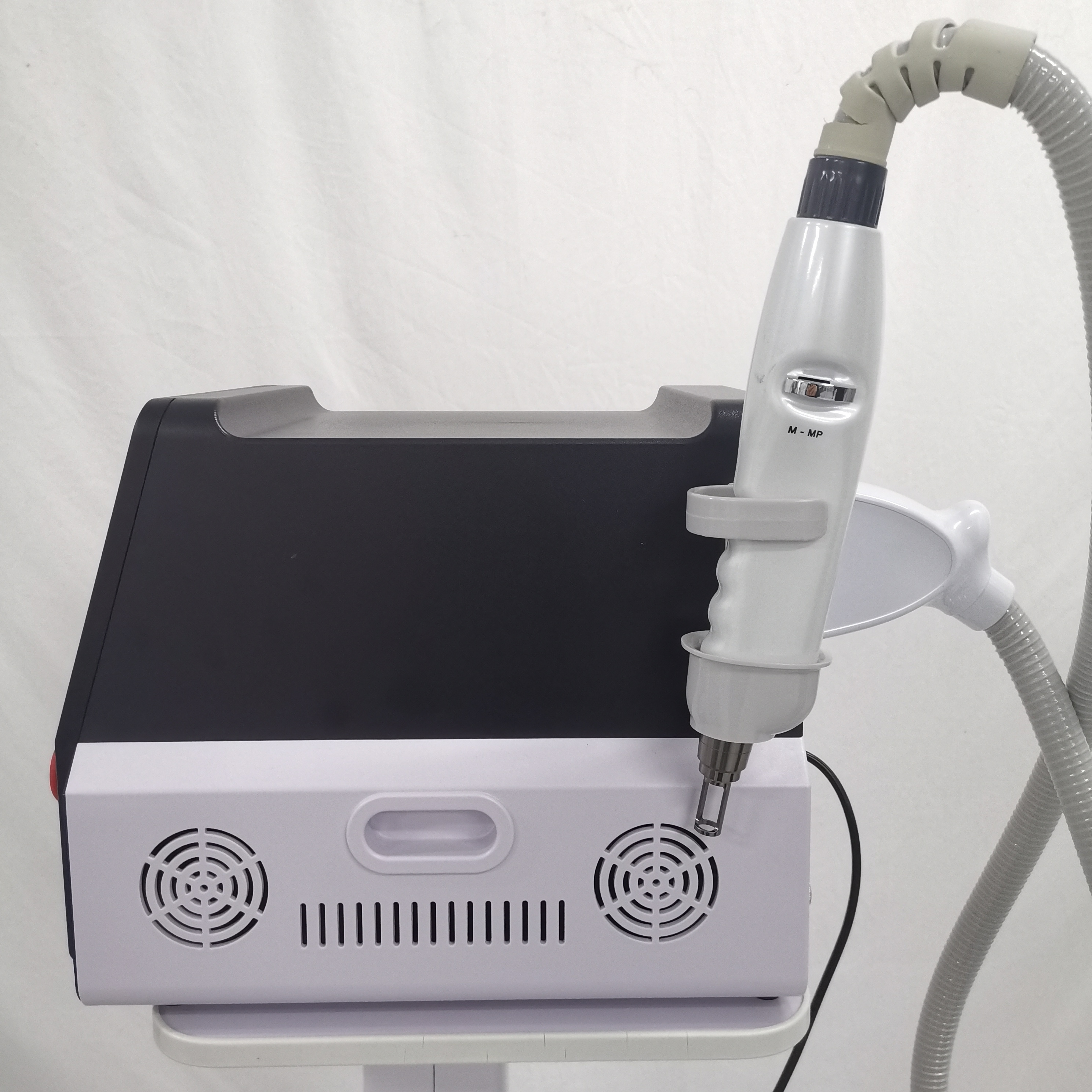 Picosecond Q Switch Nd Yag Laser Tattoo Removal Machine 755nm 1064nm 532nm 1320nm Skin Pigment Freckle Whitening Beauty Device