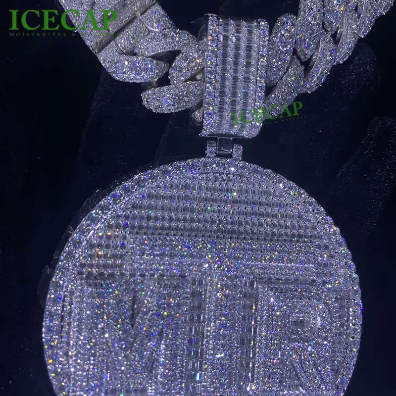 Custom Hiphop Jewelry Ice VVS Moissante 3D Baguette Cut Letters Pendant Solid Silver White Gold Plated Rapper Personality Cham
