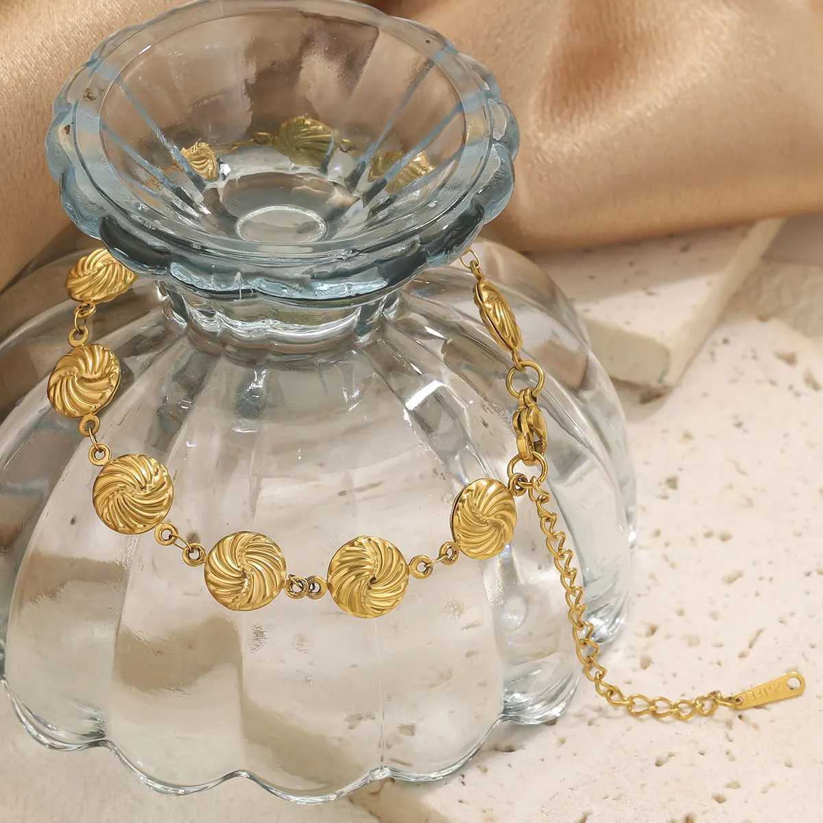 Creative Personalized Shell Cross Water Drop Fashion Charm Women Birthday Party Gift Stainless Steel Jewelry Wholesale Z250616