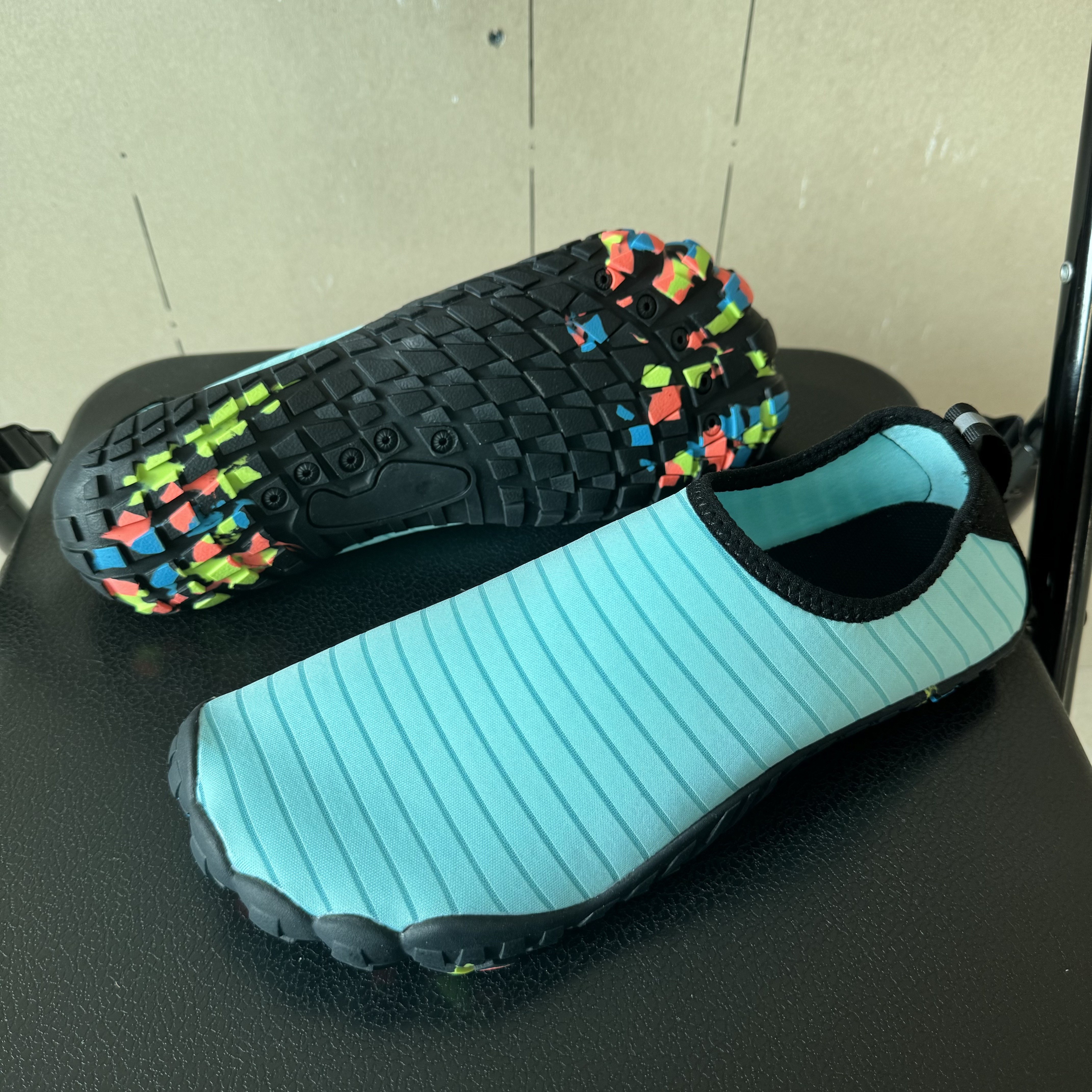Breathable Indoor/Outdoor Couple's Yoga Footwear Perfect for Aquatic Activities