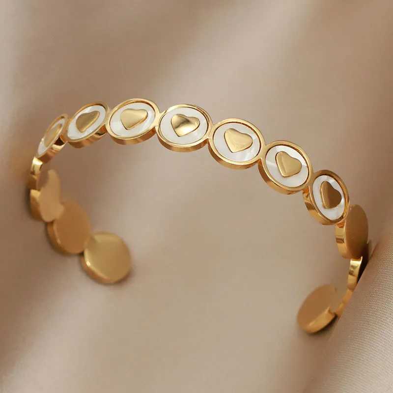 FYSARA Heart Design Stainless Steel Titanium Steel Open Bangle for Women Shell Personalized Jewelry Accessories Present Z250616
