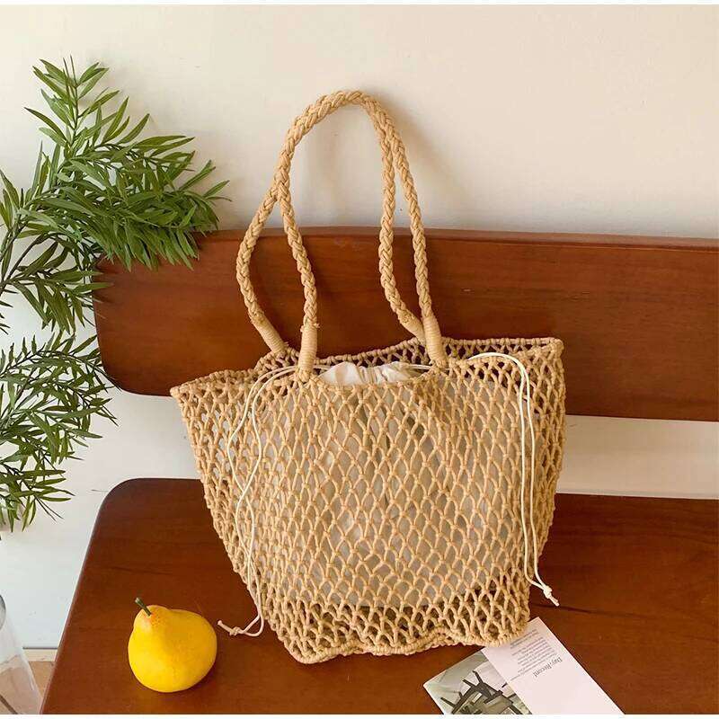 Fashion New Woven Straw Hollow Shoulder Large Capacity Tote Handmade Cotton Linen Net Beach Holiday Bag