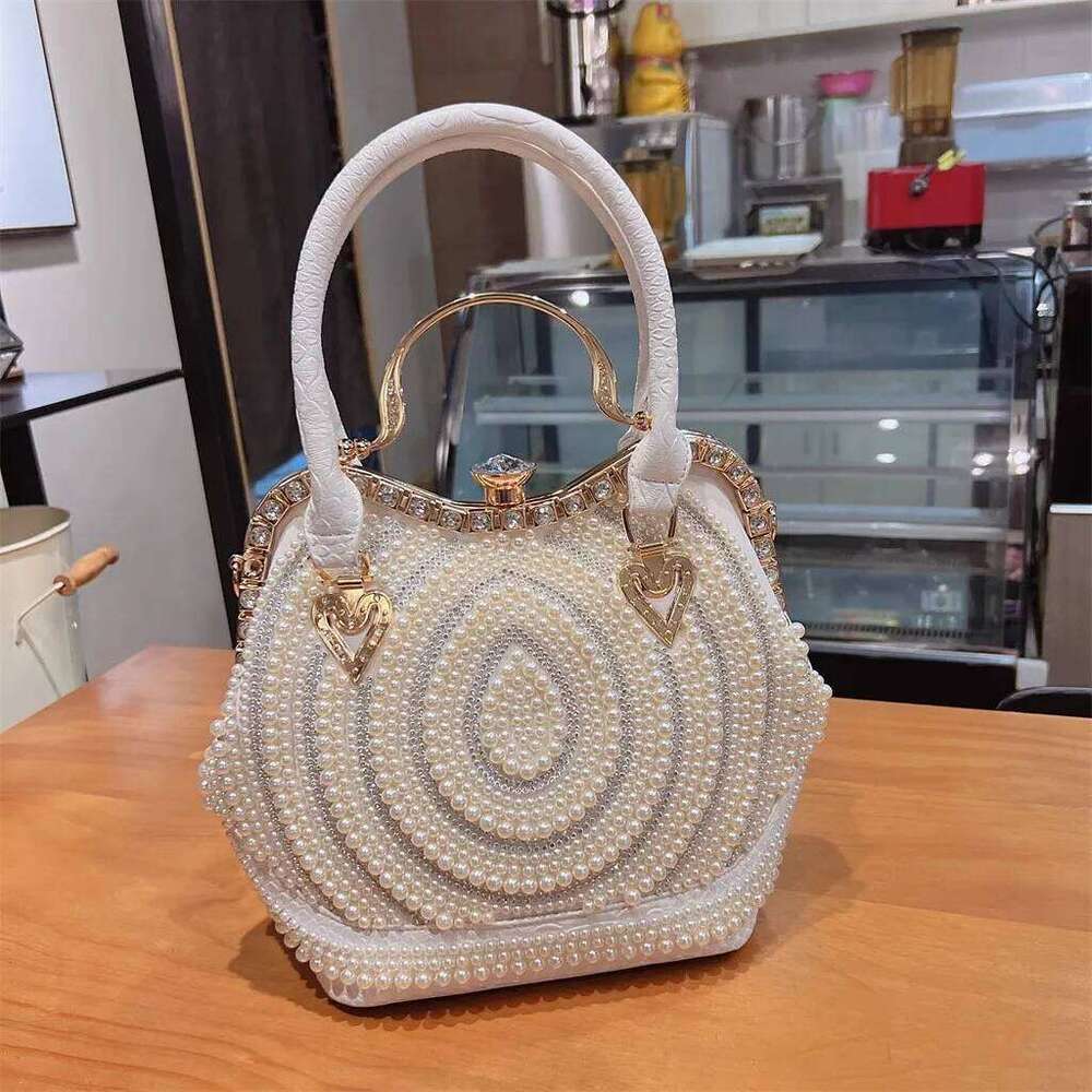 Fashion Pearl Beaded Bucket Large Capacity Women's Handbag Crystal Shiny Rhinestones Dia Shoulder Messenger Bag