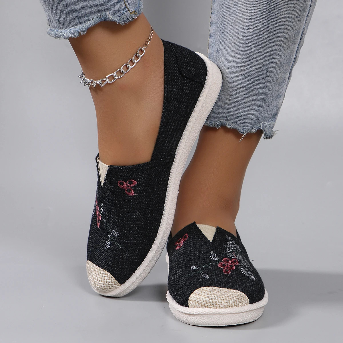 Spring womens sports shoes fashionable breathable lightweight non-slip wear-resistant casual sports shoes flat shoes 250613