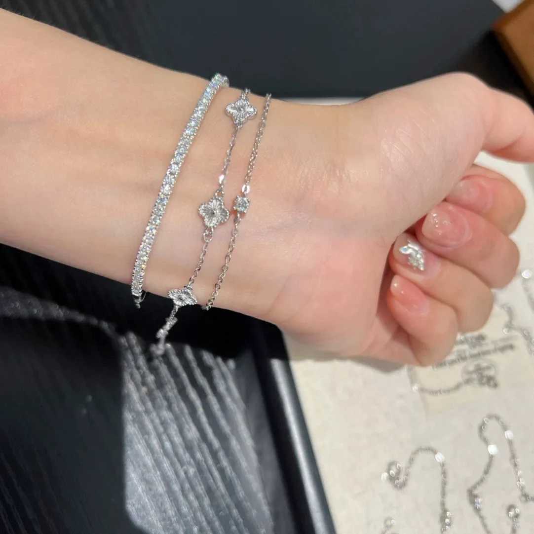 New Trend Hot Sale Famous Brand Top Quality European Luxury Jewelry For Women Zircon Bangle Classic Pure 925 Sliver Z250616