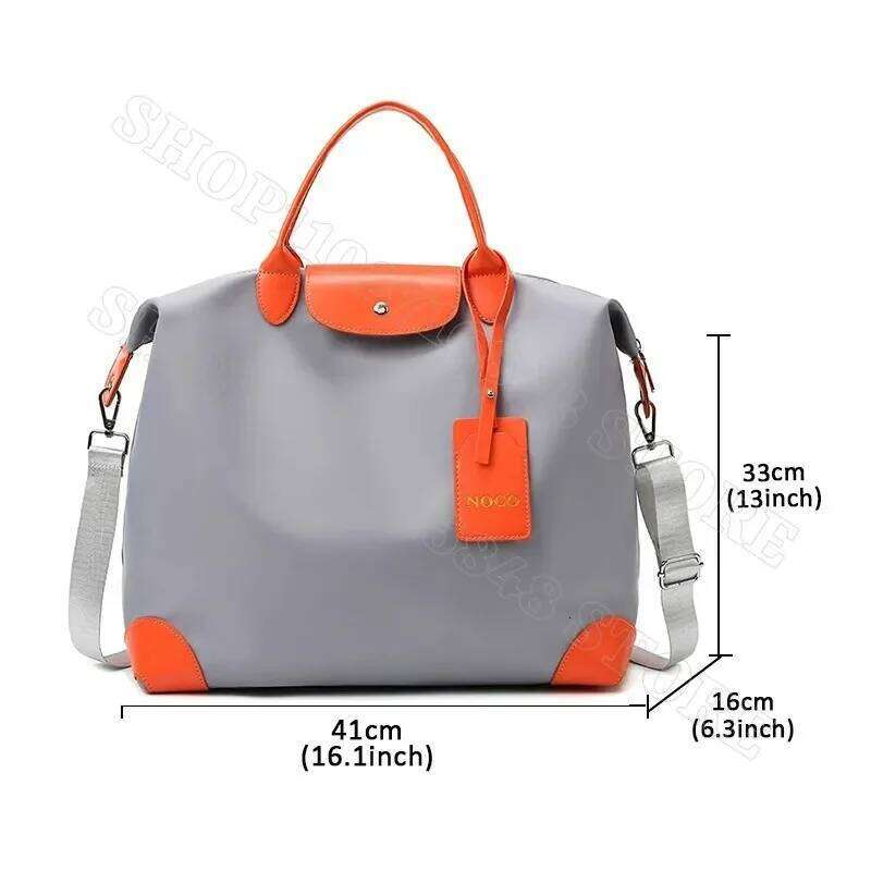 Hot Selling Labubu Cute Travel Bag Carry On Lage Handbag Large Capacity Portable Bags Cartoon Anime Graphic Print Backpacks Party Gifts